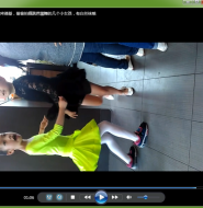 舞蹈视频：在肯德基，偷偷拍摄跳芭蕾舞的几个小女孩，有白丝袜哦