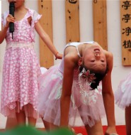 出售套图：一大波五年级女生的惊艳舞蹈！让你在喧嚣中得到片刻宁静！【77P】