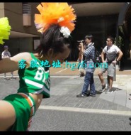 视频：日本真开放，萝莉少女们直接在大街上为大家表演！